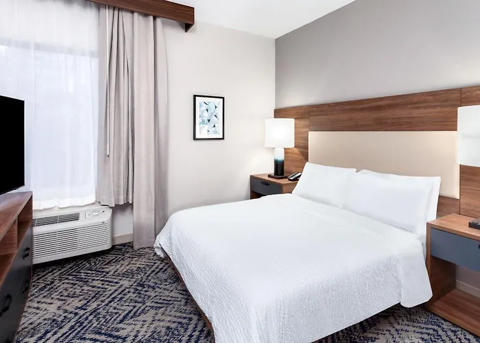 Candlewood North, An Ihg