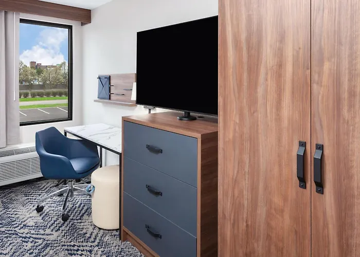 Candlewood North, An Ihg Hotel 2*