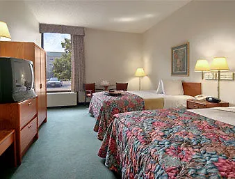 Candlewood North, An Ihg 2*